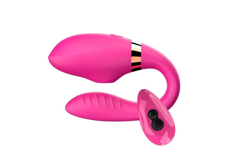 Вибратор для двоих с вакуумным стимулятором "Dibe Sex Massager" на дистанционном управлении, розовый 
